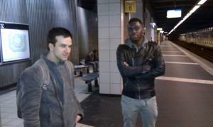 Waiting for the train at Porte de Clichy looking hard (actually thinking about combos)